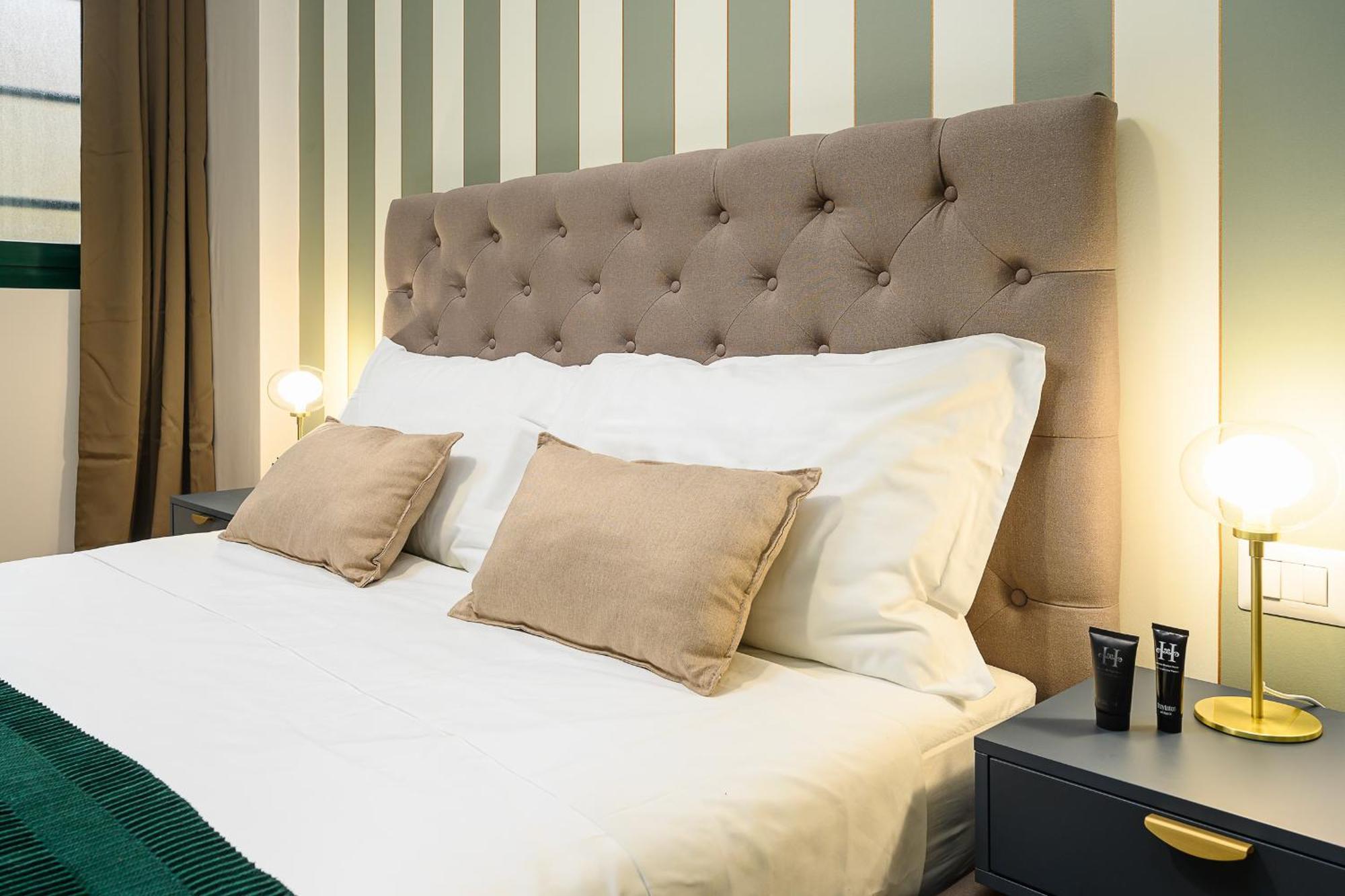 Suites In Porta Garibaldi & Chinatown - City Center Well Connected ミラノ エクステリア 写真